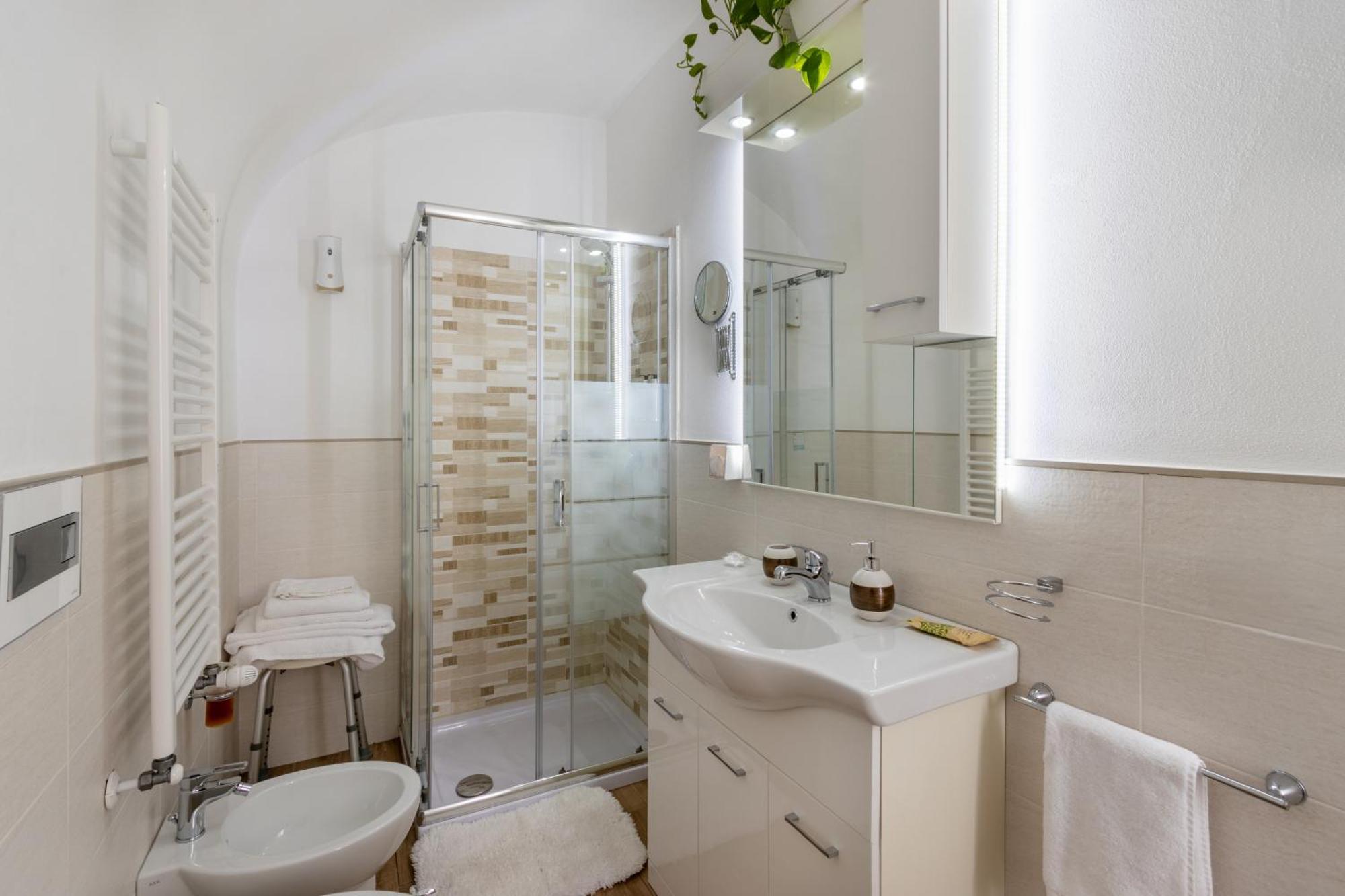 Hotel Chrizia à Novi Ligure Extérieur photo