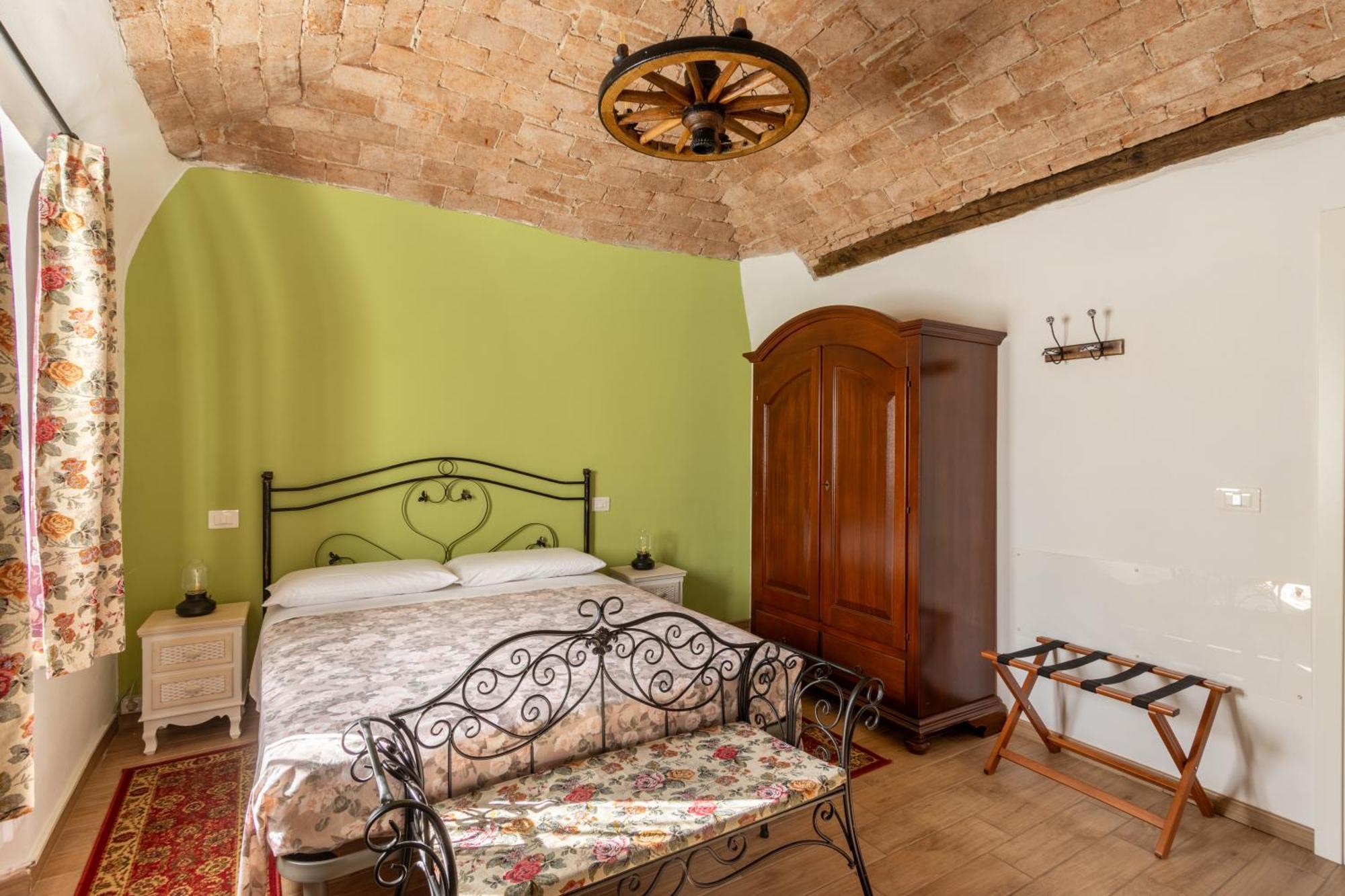 Hotel Chrizia à Novi Ligure Extérieur photo